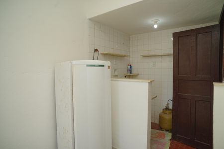 Cozinha de kitnet/studio para alugar com 1 quarto, 50m² em Cordeirinho, Maricá