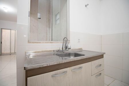 Cozinha e Área de Serviço de kitnet/studio para alugar com 1 quarto, 35m² em Riacho Fundo, Brasília