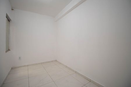 Quarto de kitnet/studio para alugar com 1 quarto, 35m² em Riacho Fundo, Brasília