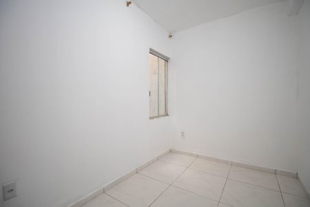 Quarto de kitnet/studio para alugar com 1 quarto, 35m² em Riacho Fundo, Brasília