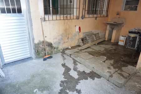 Lavanderia de casa para alugar com 1 quarto, 39m² em Vila Isis Cristina, Embu das Artes