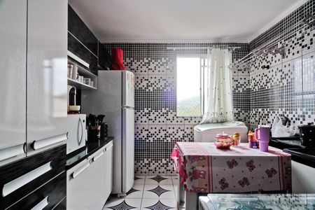 Cozinha e Área de Serviço de apartamento para alugar com 2 quartos, 50m² em Jardim Antartica, São Paulo