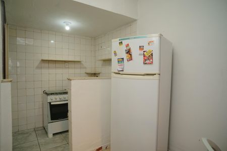 Cozinha de kitnet/studio para alugar com 1 quarto, 50m² em Cordeirinho, Maricá