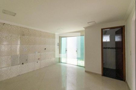 Casa para alugar com 161m², 4 quartos e 3 vagas Casa para alugar com 161m², 4 quartos e 3 vagasCozinha