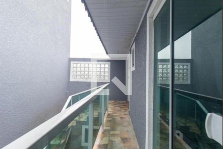 Casa para alugar com 161m², 4 quartos e 3 vagas Casa para alugar com 161m², 4 quartos e 3 vagasVaranda