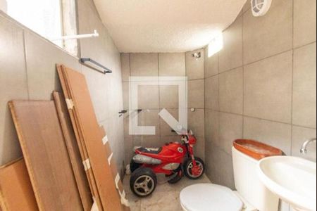 Casa para alugar com 161m², 4 quartos e 3 vagas Casa para alugar com 161m², 4 quartos e 3 vagasBanheiro
