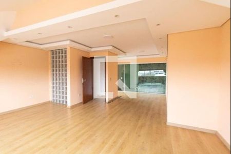 Casa para alugar com 161m², 4 quartos e 3 vagas Casa para alugar com 161m², 4 quartos e 3 vagasAtico