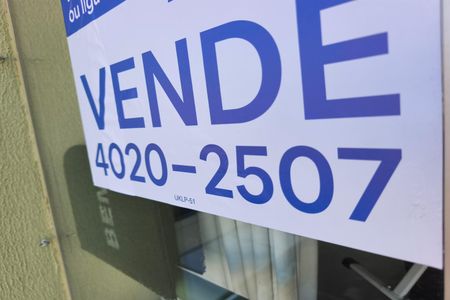 Apartamento à venda com 90m², 3 quartos e 1 vaga Apartamento à venda com 90m², 3 quartos e 1 vagaPlaca