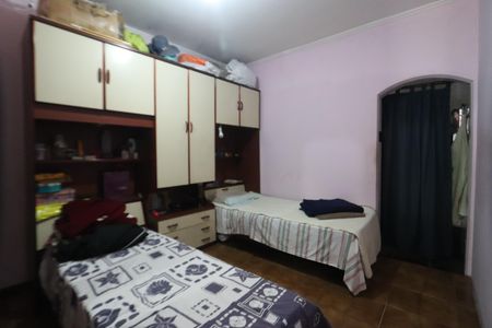 Suíte de casa à venda com 3 quartos, 240m² em Parque Sao Rafael, São Paulo