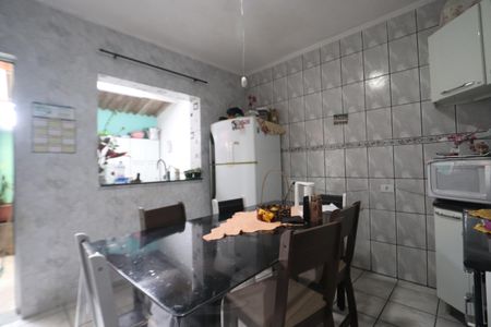 Copa de casa à venda com 3 quartos, 240m² em Parque Sao Rafael, São Paulo