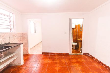 Cozinha de casa para alugar com 1 quarto, 40m² em Vila Nancy, São Paulo