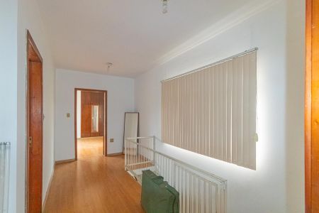 Casa para alugar com 126m², 3 quartos e 1 vaga Casa para alugar com 126m², 3 quartos e 1 vagaCorredor