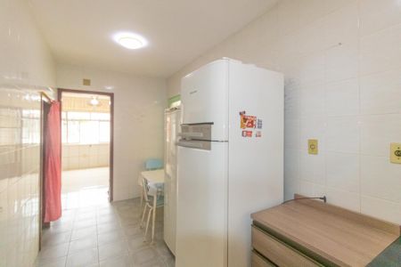 Cozinha de casa para alugar com 3 quartos, 126m² em Niterói, Canoas