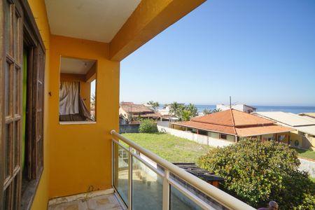 Varanda de kitnet/studio para alugar com 1 quarto, 50m² em Cordeirinho, Maricá