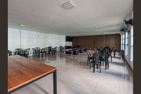 Apartamento à venda com 2 quartos, 71m² em Vila Ipojuca, São Paulo