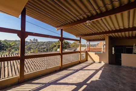 Casa à venda com 4 quartos, 120m² em Vila Fachini, São Paulo