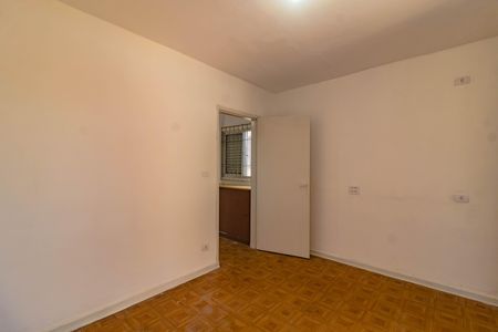 Casa à venda com 4 quartos, 120m² em Vila Fachini, São Paulo