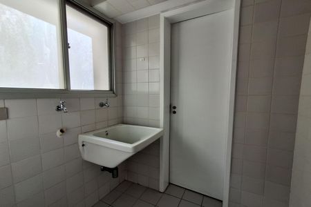Área de Serviço de apartamento à venda com 2 quartos, 60m² em Santa Paula, São Caetano do Sul
