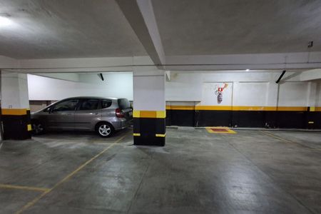 Garagem de apartamento à venda com 2 quartos, 60m² em Santa Paula, São Caetano do Sul