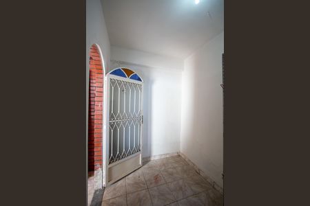 Casa para alugar com 232m², 3 quartos e 1 vaga Casa para alugar com 232m², 3 quartos e 1 vagaQuarto de Serviço