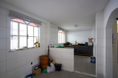 Casa para alugar com 232m², 3 quartos e 1 vaga Casa para alugar com 232m², 3 quartos e 1 vagaCozinha