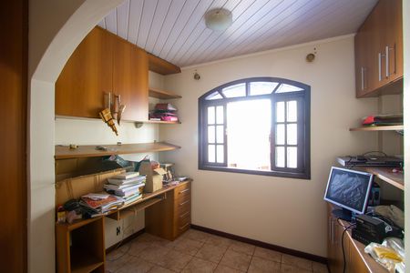 Casa para alugar com 232m², 3 quartos e 1 vaga Casa para alugar com 232m², 3 quartos e 1 vagaQuarto 1