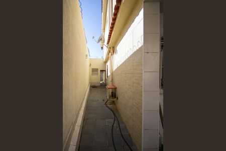 Casa para alugar com 232m², 3 quartos e 1 vaga Casa para alugar com 232m², 3 quartos e 1 vagaQuintal