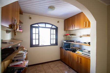 Casa para alugar com 232m², 3 quartos e 1 vaga Casa para alugar com 232m², 3 quartos e 1 vagaQuarto 1