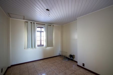Casa para alugar com 232m², 3 quartos e 1 vaga Casa para alugar com 232m², 3 quartos e 1 vagaCorredor