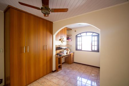 Quarto 1 de casa para alugar com 3 quartos, 232m² em Camarão, São Gonçalo