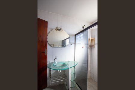 Casa para alugar com 232m², 3 quartos e 1 vaga Casa para alugar com 232m², 3 quartos e 1 vagaBanheiro social 2