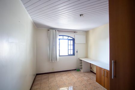 Casa para alugar com 232m², 3 quartos e 1 vaga Casa para alugar com 232m², 3 quartos e 1 vagaQuarto 2