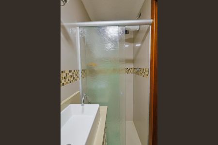 Casa à venda com 140m², 2 quartos e 2 vagasBanheiro da Suíte 1