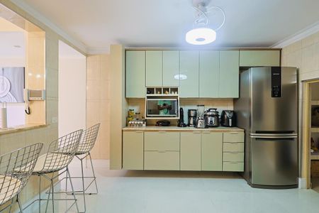 Casa à venda com 140m², 2 quartos e 2 vagasCozinha