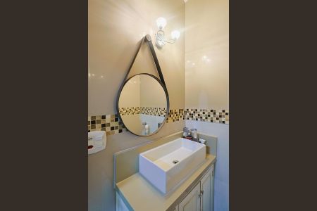 Casa à venda com 140m², 2 quartos e 2 vagasBanheiro da Suíte 2
