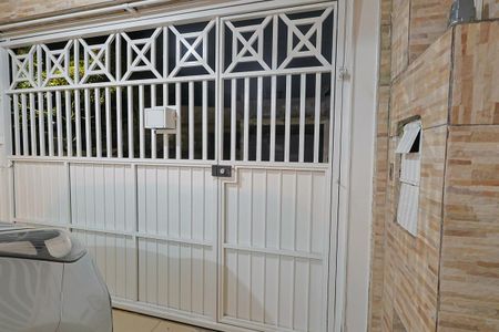 Casa à venda com 140m², 2 quartos e 2 vagasGaragem