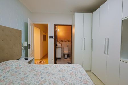 Casa à venda com 140m², 2 quartos e 2 vagasSuíte 2