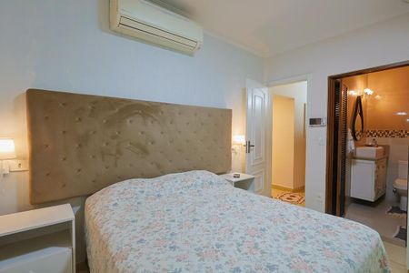 Casa à venda com 140m², 2 quartos e 2 vagasSuíte 2