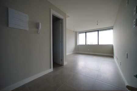 Cozinha de kitnet/studio para alugar com 1 quarto, 27m² em Três Figueiras, Porto Alegre