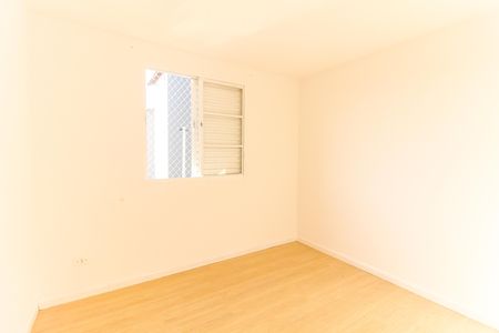 Quarto 2 de apartamento para alugar com 2 quartos, 43m² em Vila Popular, São Paulo