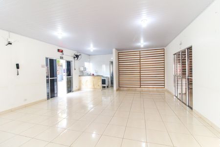 Apartamento para alugar com 43m², 2 quartos e 1 vaga Apartamento para alugar com 43m², 2 quartos e 1 vagaÁrea comum - Salão de festas