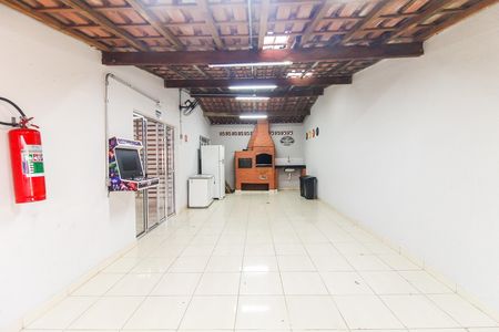 Apartamento para alugar com 43m², 2 quartos e 1 vaga Apartamento para alugar com 43m², 2 quartos e 1 vagaÁrea comum - Salão de festas