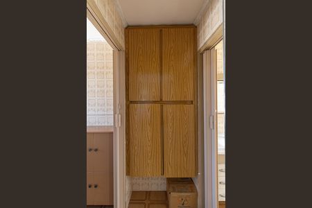 Apartamento para alugar com 49m², 2 quartos e 1 vaga Apartamento para alugar com 49m², 2 quartos e 1 vagaArmário