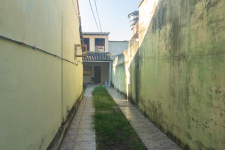 Quintal de casa à venda com 3 quartos, 100m² em Campo Grande, Rio de Janeiro