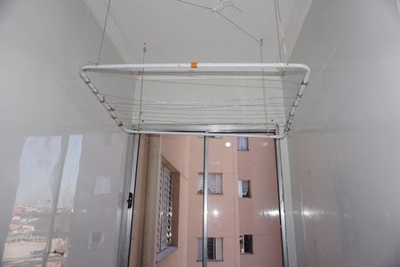 Lavanderia de apartamento para alugar com 2 quartos, 40m² em Chácaras Caxingui, Embu das Artes