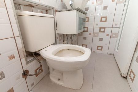 Banheiro de apartamento para alugar com 1 quarto, 45m² em Jardim Ricardo, São Paulo