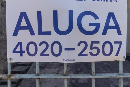 Placa instalada de apartamento para alugar com 1 quarto, 45m² em Jardim Ricardo, São Paulo