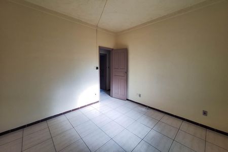Casa à venda com 360m², 3 quartos e 2 vagas Casa à venda com 360m², 3 quartos e 2 vagasQuarto 1