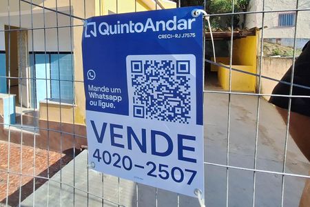 Casa à venda com 360m², 3 quartos e 2 vagas Casa à venda com 360m², 3 quartos e 2 vagasplaca