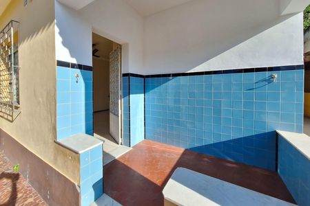 Casa à venda com 360m², 3 quartos e 2 vagas Casa à venda com 360m², 3 quartos e 2 vagasQuintal